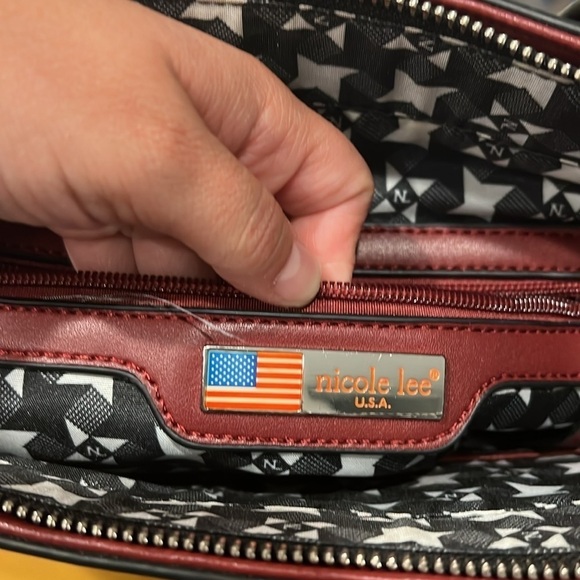 NWT Nicole Lee Career Woman Shoulder Bag - Picture 3 of 4